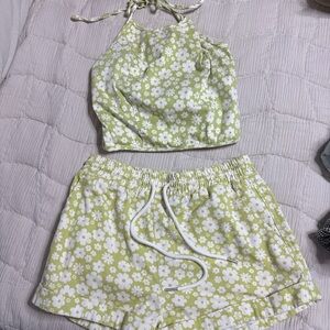 Forever 21 Green Floral Halter Top